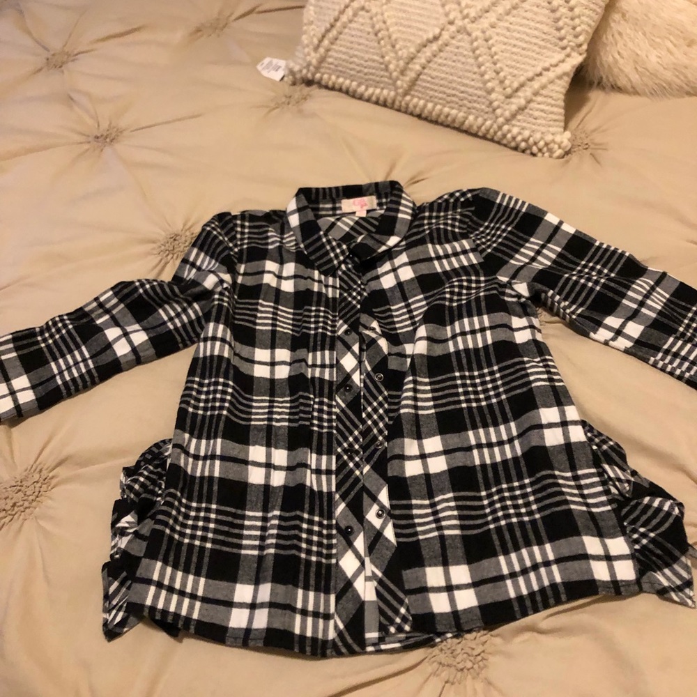 Plaid, flannel little girls shirt size M.